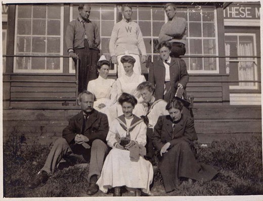 Battle Harbour Hospital staff, 1909: Dr. Wilfred Grenfell and Dr. Emma Musson, front row left and right; Dr. Elizabeth Clark and Dr. John Grieve, second and third rows behind Dr. Musson. Source: The Rooms Provincial Archives Division, St. John’s, NL, VA 103-12.3.